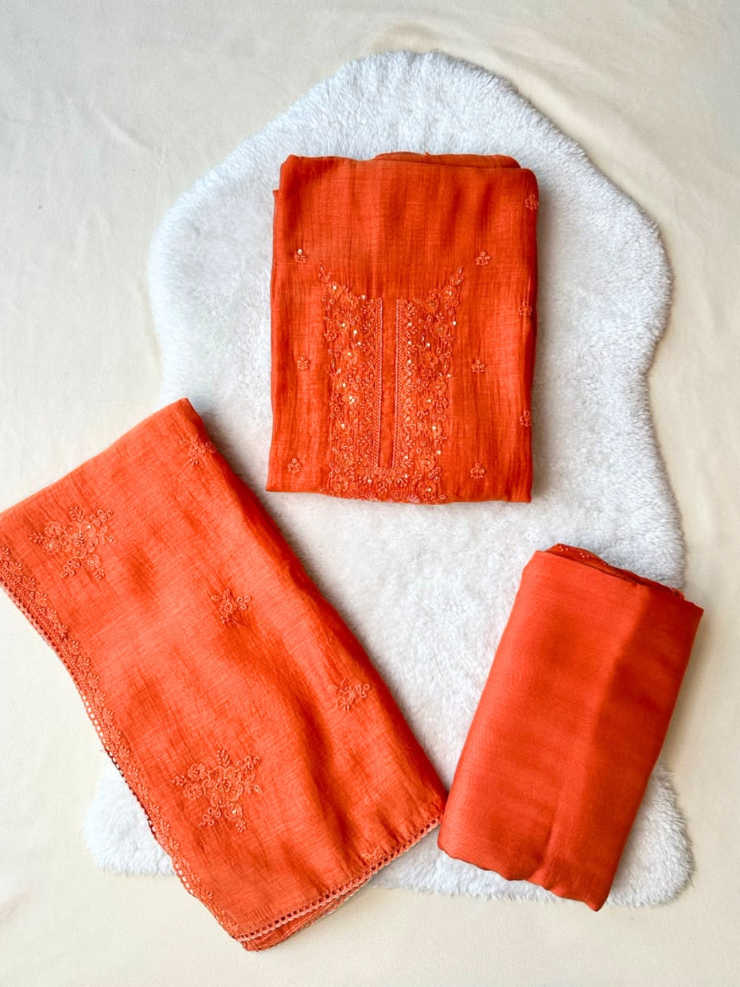 UNSTITCHED-710