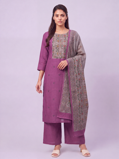 UNSTITCHED-712