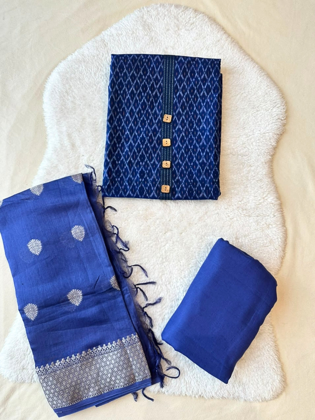 Unstiched Suit 0071