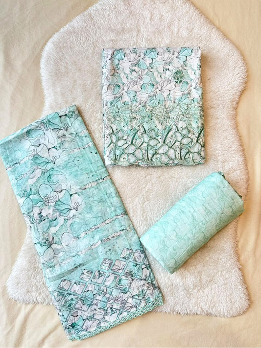 UNSTITCHED-0474