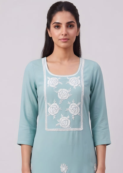 UNSTITCHED-587