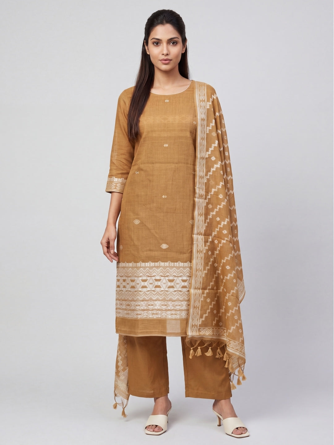 UNSTITCHED-317
