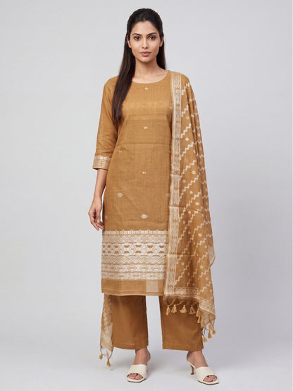 UNSTITCHED-317