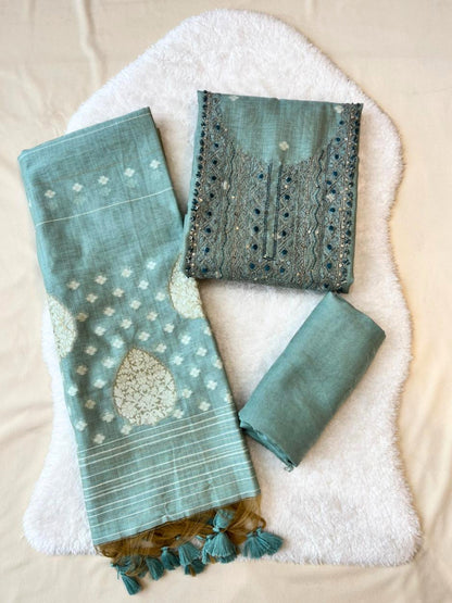 UNSTITCHED-348