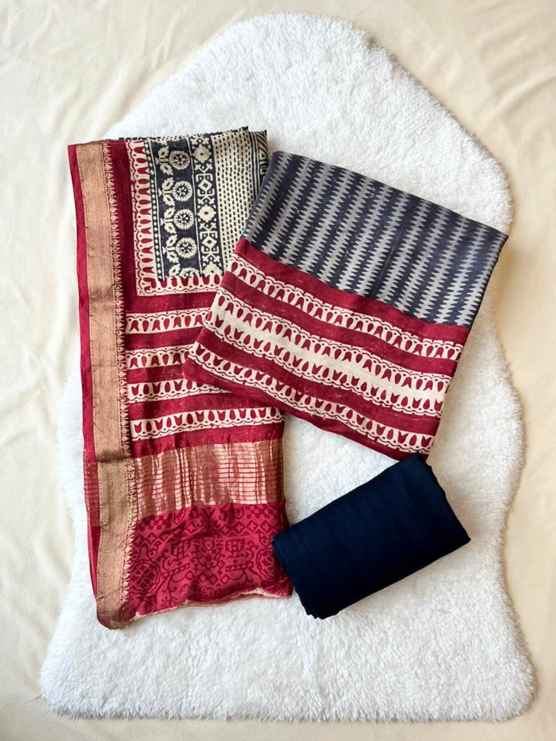 UNSTITCHED-506