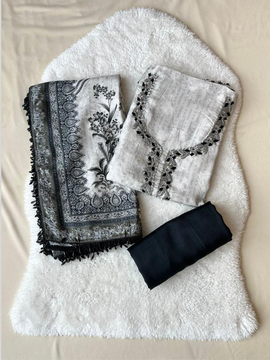 UNSTITCHED-578