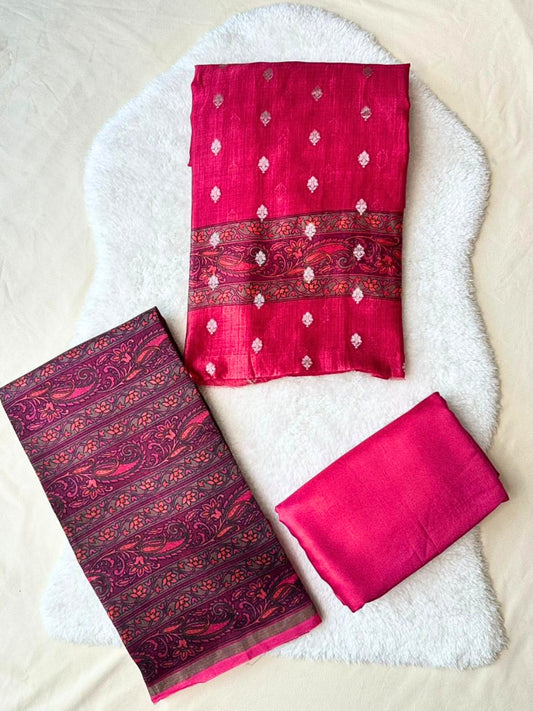 UNSTITCHED-649