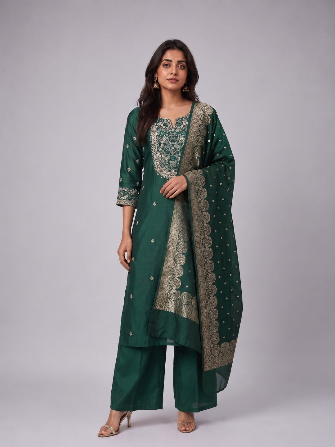 UNSTITCHED-652