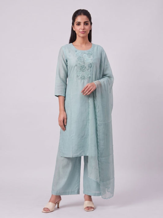 UNSTITCHED-661