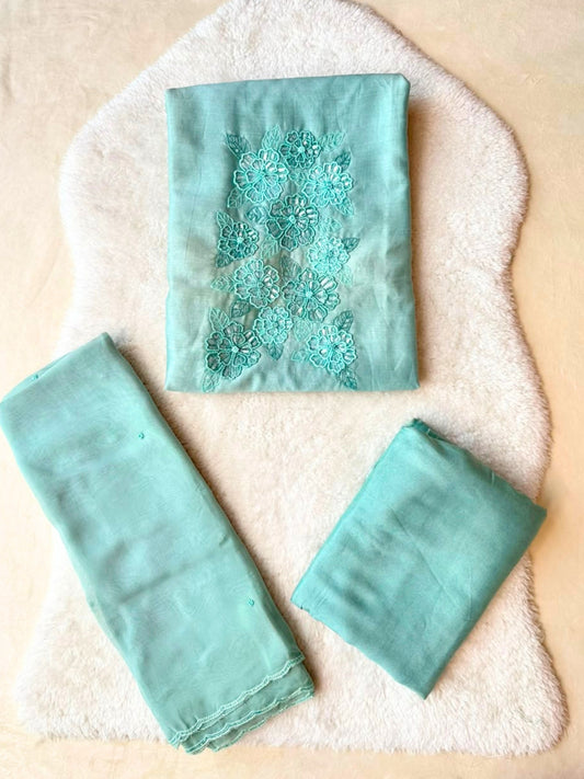 UNSTITCHED-661
