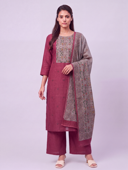 UNSTITCHED-712