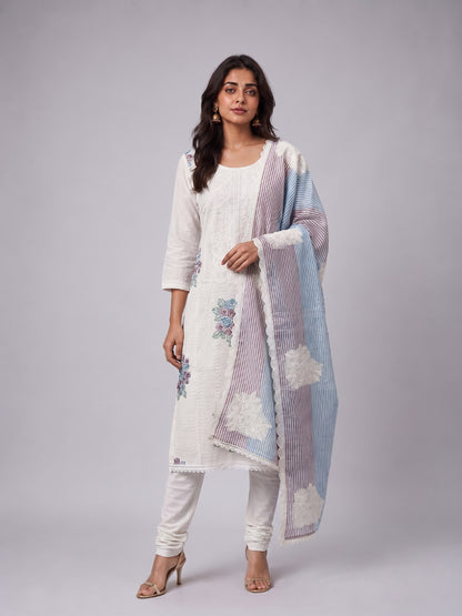 UNSTITCHED-839