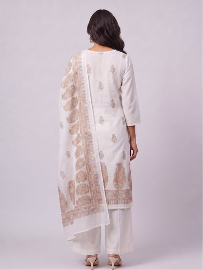 UNSTITCHED-868