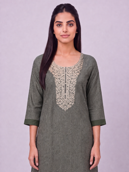 UNSTITCHED-417