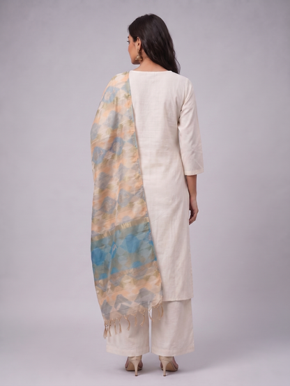 UNSTITCHED-752