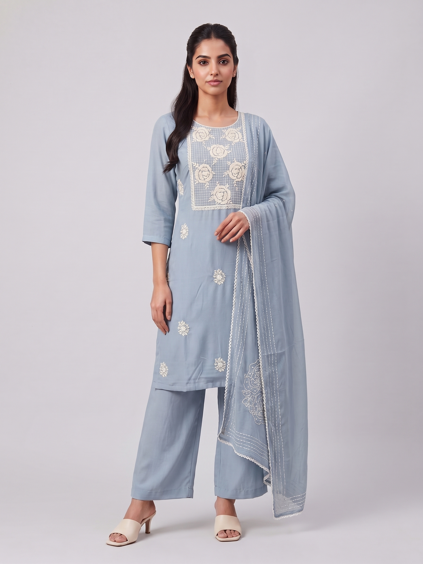 UNSTITCHED-587